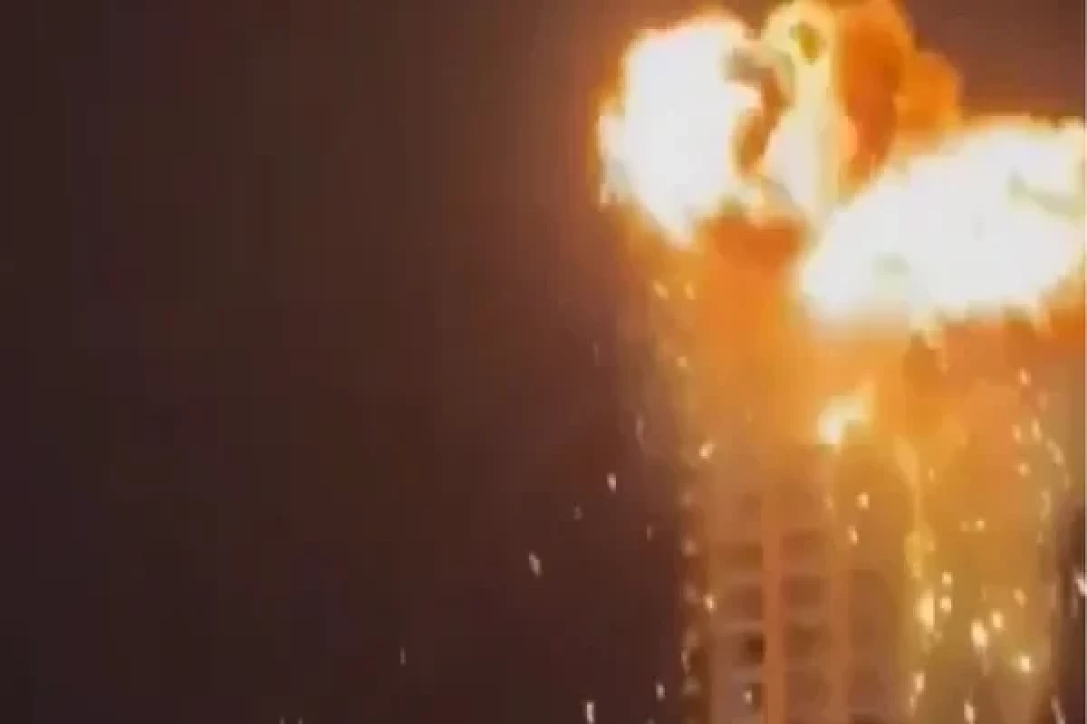 В Бахрейне несколько жилых зданий попали под удар