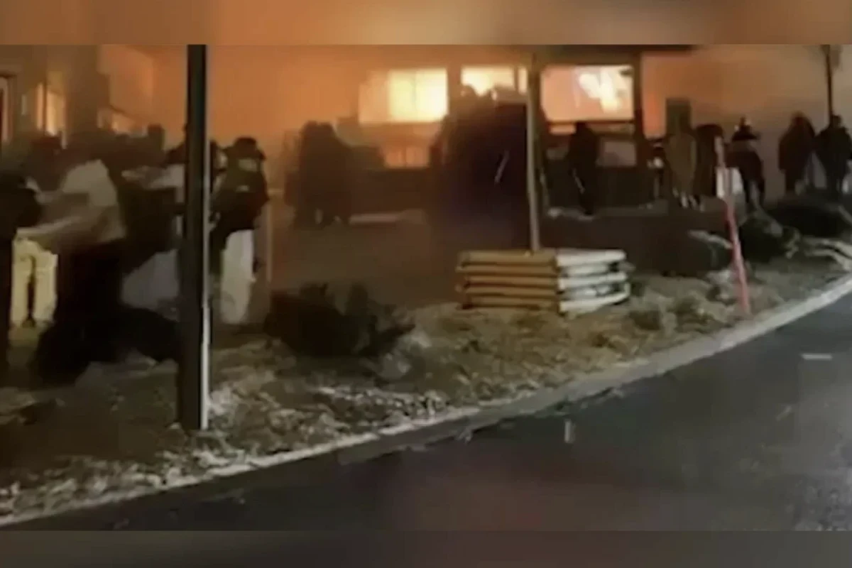 В Швейцарии в результате взрыва в баре погибли 40 человек, более 100 ранены