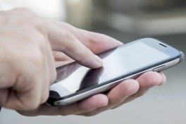 За ввоз в Азербайджан более одного мобильного устройства будет взиматься акцизный налог