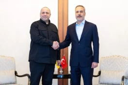 Глава МИД Турции встретился с Рустемом Умеровым