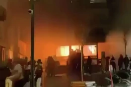 Посол Италии назвал причину пожара в баре в Швейцарии