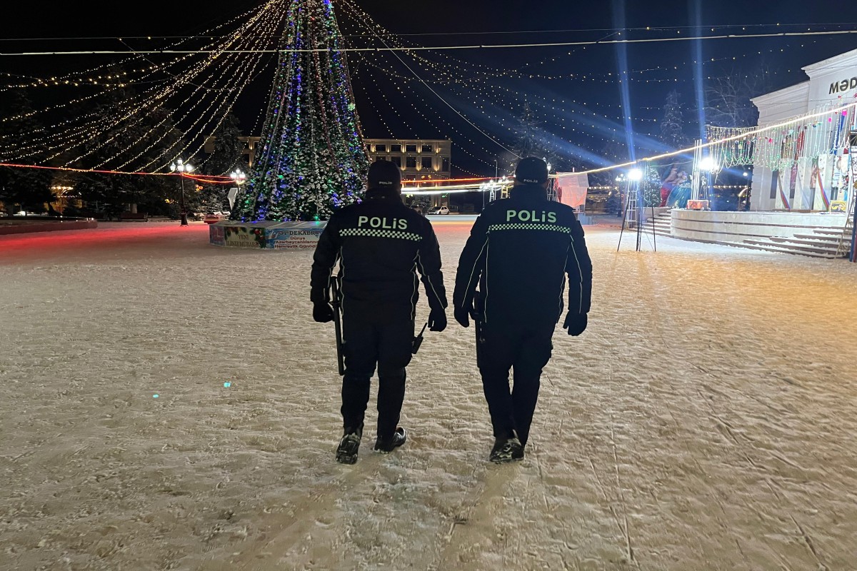 Полиция Азербайджана перешла на усиленный режим службы из-за непогоды