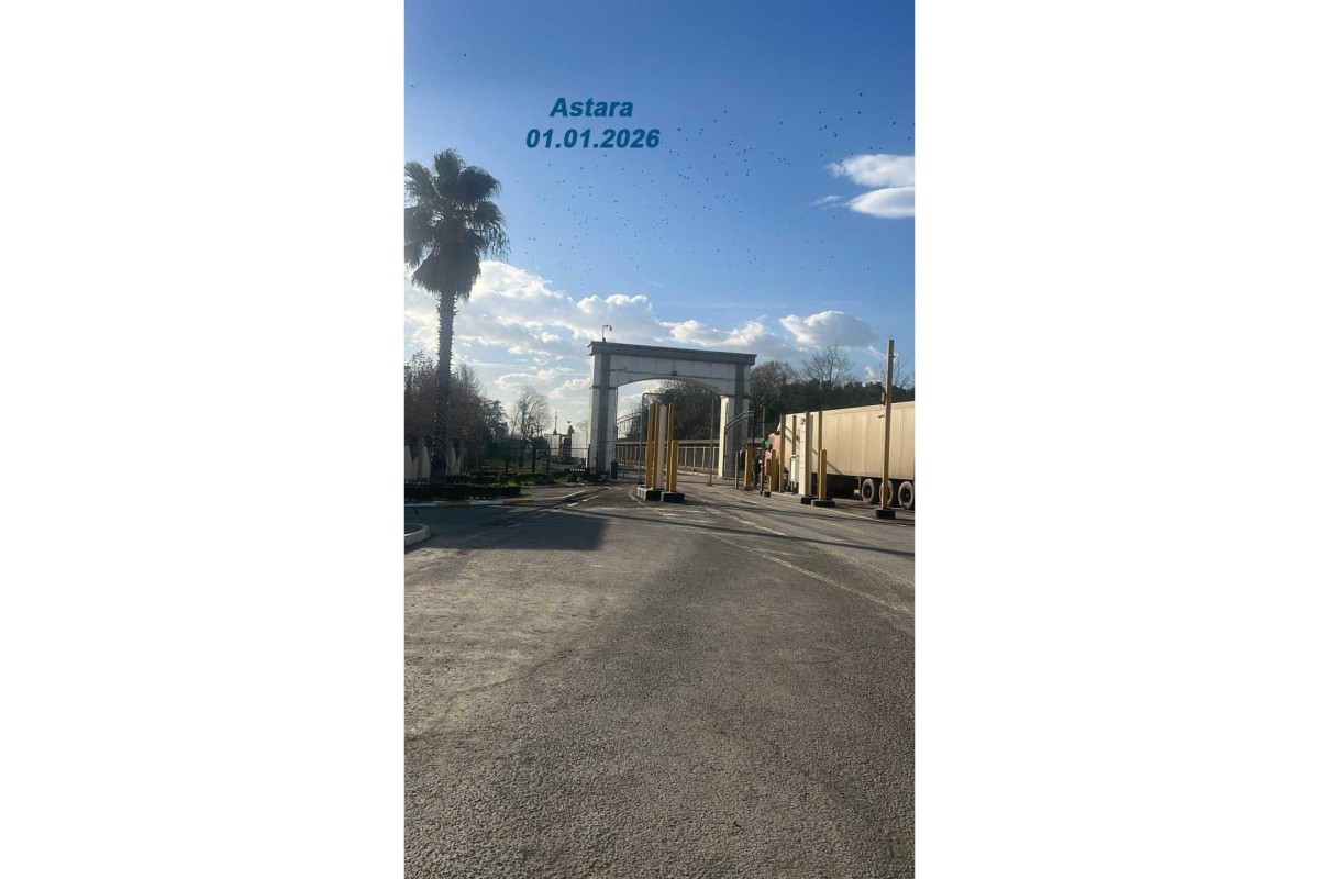 Иранская сторона замедляет пропуск грузового транспорта на границе с Азербайджаном -ФОТО 