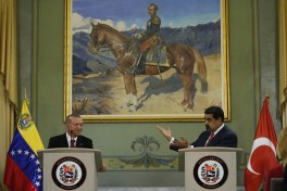 Турция заявила о поддержке Венесуэлы  на фоне ударов по стране