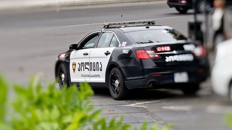В Грузии произошла стрельба в ювелирном магазине, ранены азербайджанцы