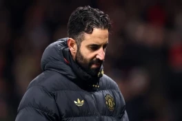 «Манчестер Юнайтед» попрощался с главным тренером