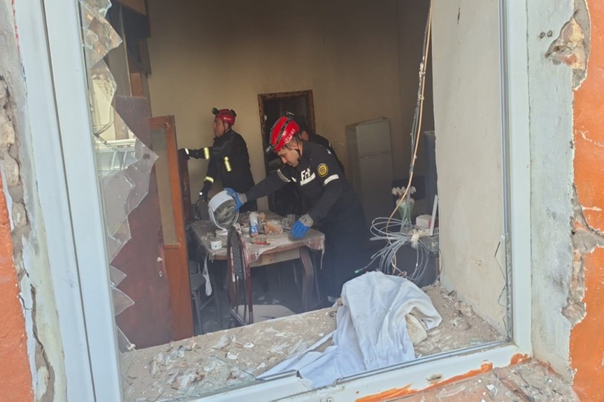 Утечка газа привела к взрыву в доме в Газахе-ФОТО 