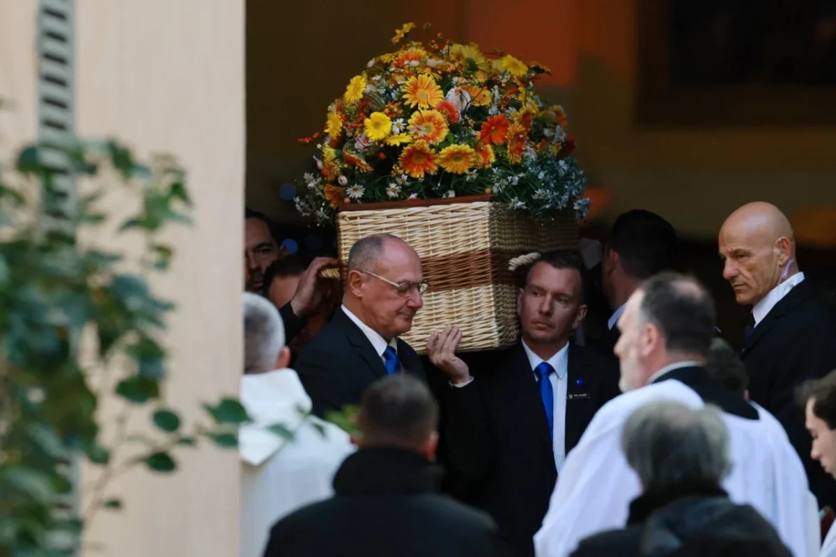 Французская икона ХХ века Брижит Бардо была упокоена в Сен-Тропе-ФОТО 