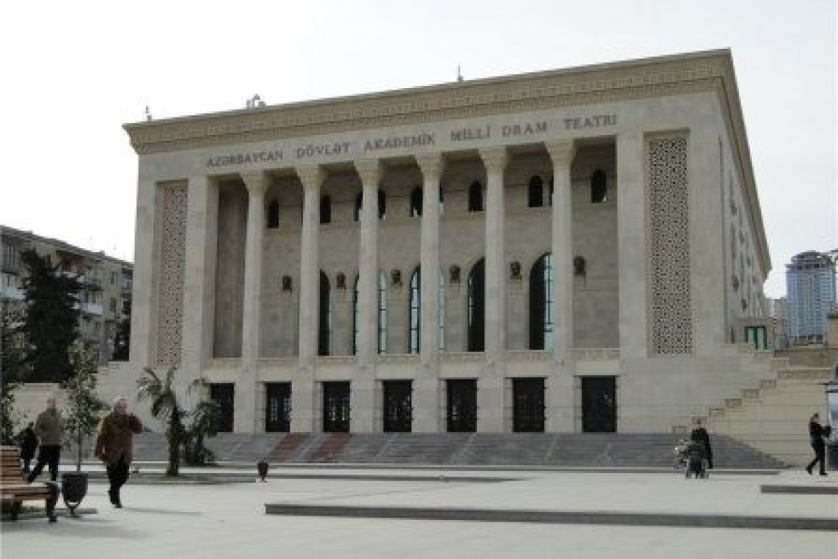 Азербайджанский Нацдрамтеатр запускает постановку китайского драматурга Лю Шуганя