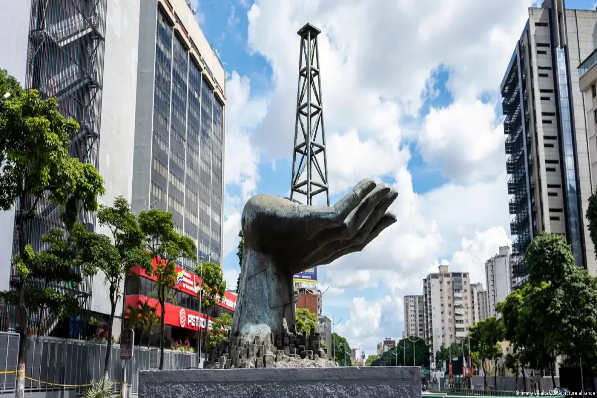 FT: Chevron, Exxon и Conoco хотят юридических гарантий по Венесуэле