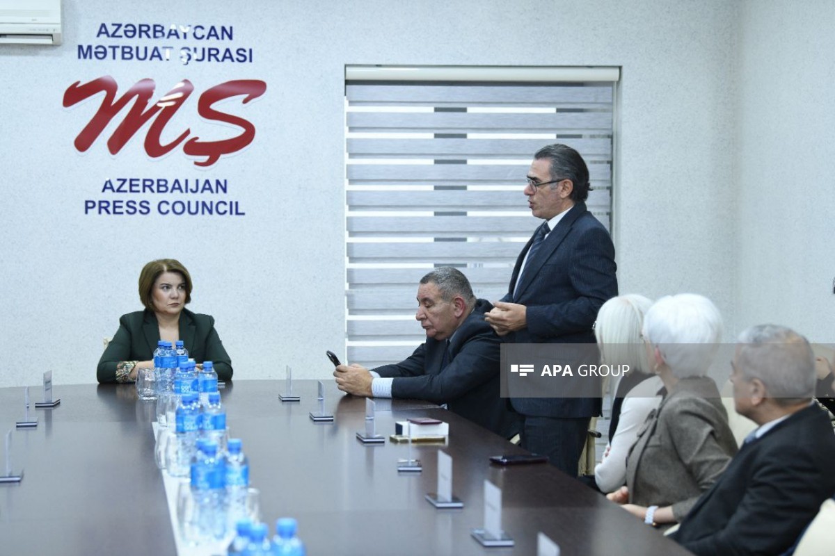 В Совете по прессе вновь сформирован состав комиссии по языку -ФОТО 