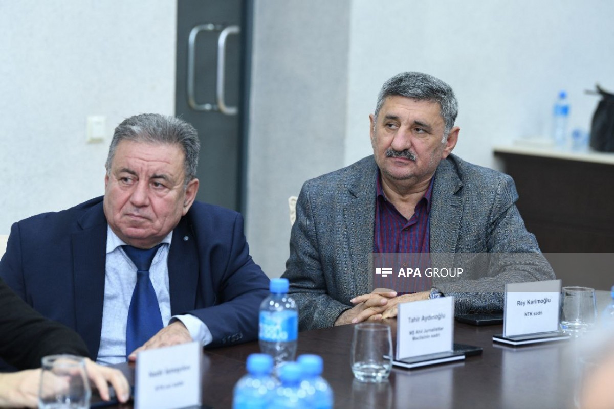 В Совете по прессе вновь сформирован состав комиссии по языку -ФОТО 