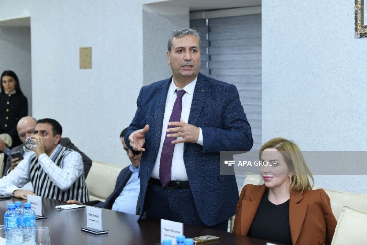 В Совете по прессе вновь сформирован состав комиссии по языку -ФОТО 