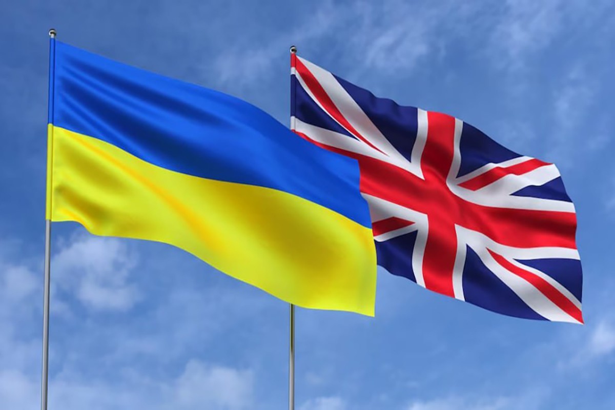 Украина и Великобритания подписали дорожную карту по сотрудничеству в сфере обороны