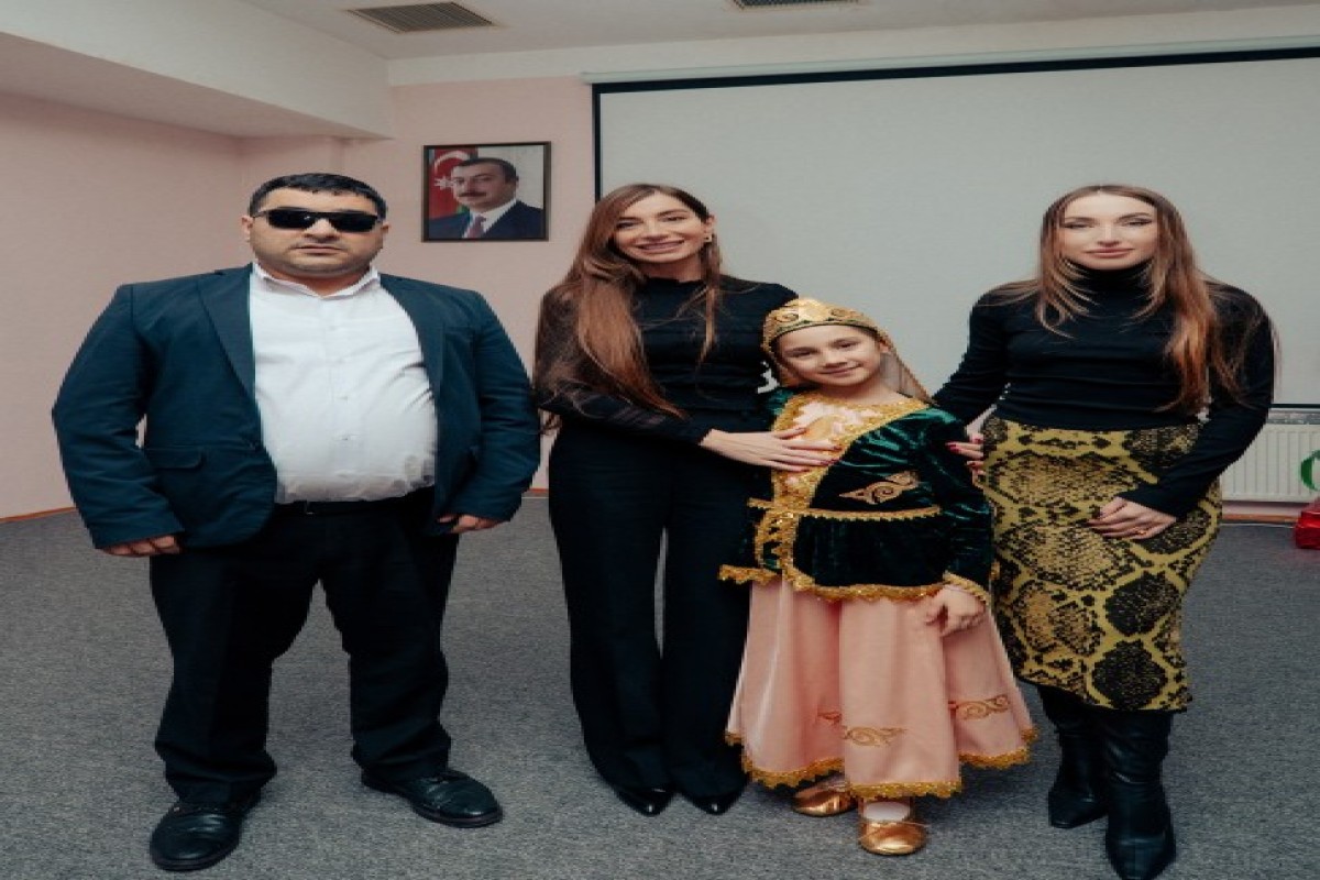 Арзу Алиева и Алена Алиева посетили реабилитационное учреждение для людей с нарушениями зрения -ФОТО 