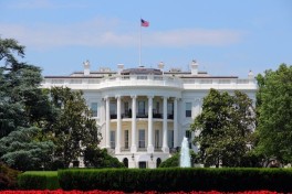 СМИ: В администрации Трампа обсудили возможный удар по Ирану 