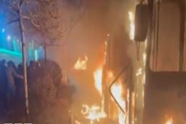 В Иране демонстранты взяли под контроль некоторые улицы