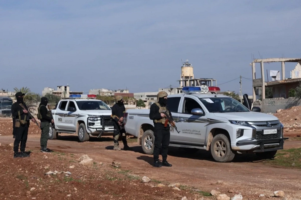 МВД Сирии сообщило о выводе из Алеппо свыше 400 боевиков СДС