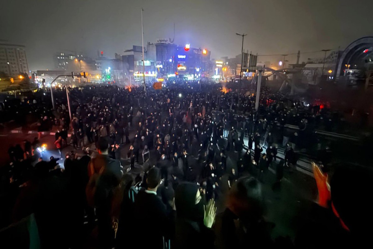 Более 500 человек погибли во время беспорядков в Иране