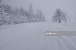 В Баку ветер 28 м/с, в регионах снег высотой в 30 см - ФАКТИЧЕСКАЯ ПОГОДА  
