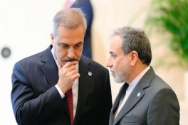 Фидан второй раз за последние сутки переговорил с Арагчи