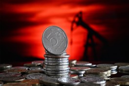 ЕС снизил потолок цен на российскую нефть до $44,1 за баррель