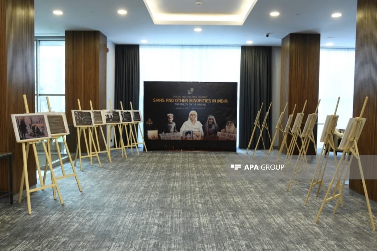 В Баку проходит конференция о расизме и репрессиях против меньшинств в Индии-ФОТО 