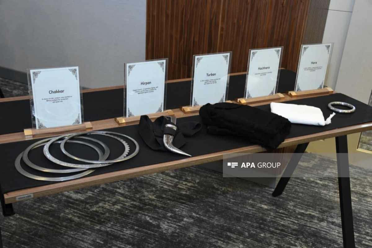 В Баку проходит конференция о расизме и репрессиях против меньшинств в Индии-ФОТО 