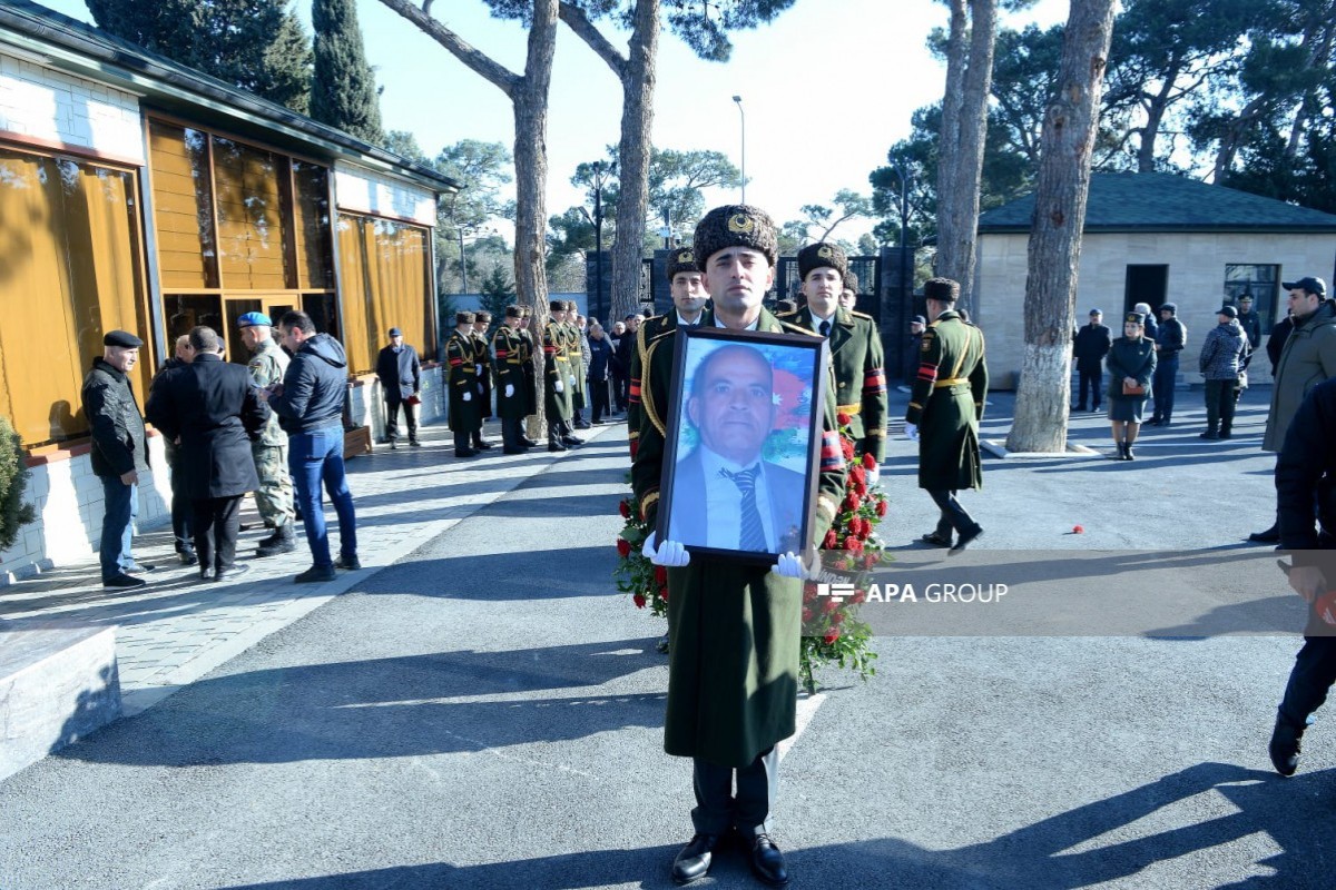 В Баку проводили в последний путь Национального Героя-ФОТО 