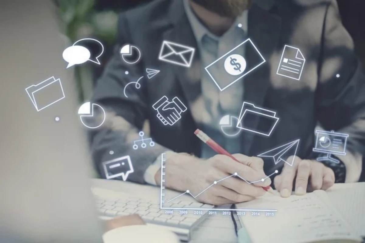 Прензидент утвердил изменения в Трудовом кодексе: дистанционная занятость, ночные смены и отпуска 