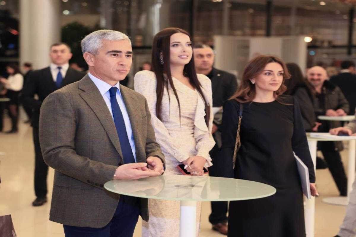 В Центре Гейдара Алиева состоялось открытие выставки Кэрол Фёрмен-ФОТО 