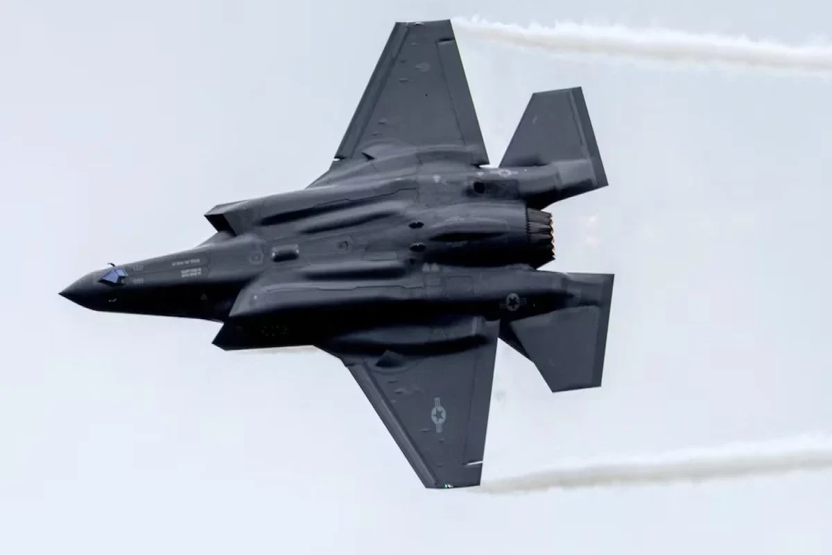 Дания и Франция провели тренировочные полеты F-35 в Арктике