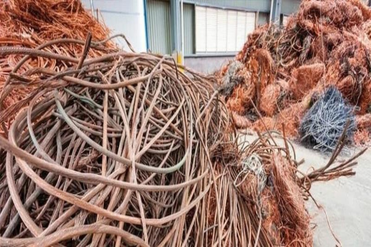 Во Франции у воров медного кабеля конфисковали усадьбу и активы на €4,5 млн