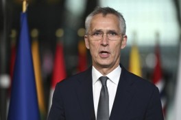 Столтенберг не исключил, что США могут выйти из НАТО