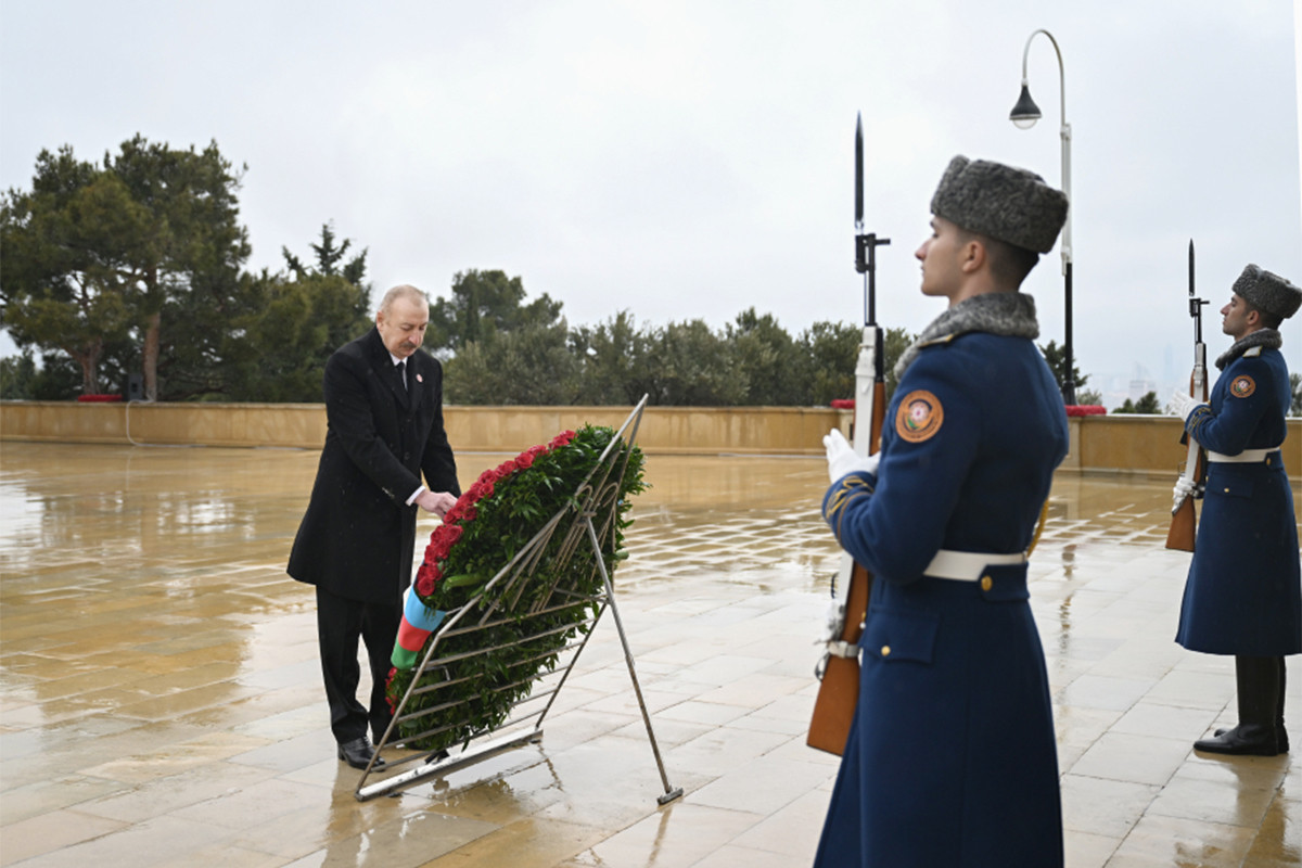 Президент Ильхам Алиев почтил память шехидов 20 Января