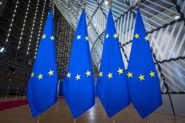 Евросоюз созывает экстренное совещание после угроз Трампа из-за Гренландии