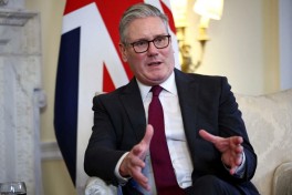 Стармер заявил Трампу об ошибочности решения о пошлинах против стран Европы