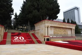 Премьер-министр и спикер Милли Меджлиса посетили Аллею шехидов