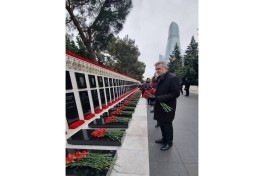 Посольство Германии чтит память шехидов 20 января