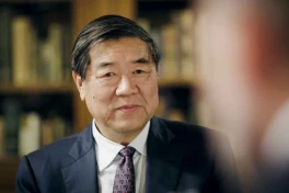 Китай призвал к защите многосторонности и свободной торговли