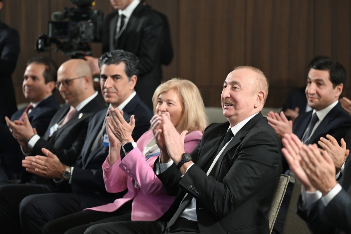 Ильхам Алиев в Давосе принял участие в мероприятии «Завтрак с руководством Азербайджана»-ФОТО 