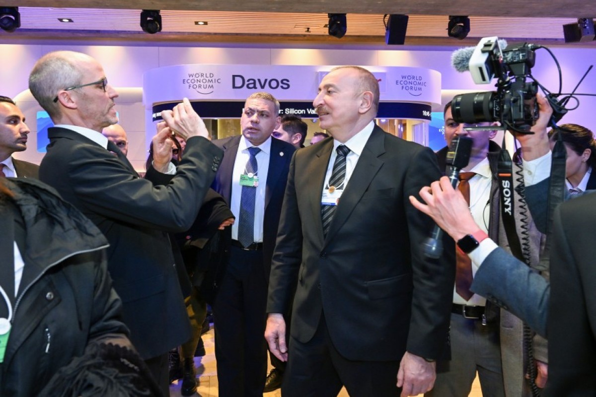 Президент Ильхам Алиев принял участие в панельном заседании в рамках Всемирного экономического форума