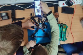 Российские школьники будут учиться собирать БПЛА