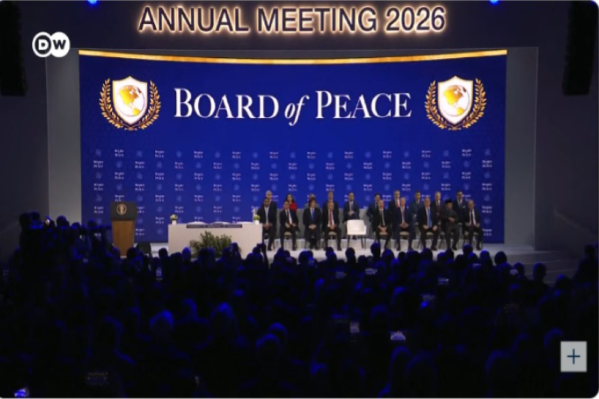 Ильхам Алиев участвует в церемонии подписания «Устава Совета мира» - ПРЯМОЙ ЭФИР 