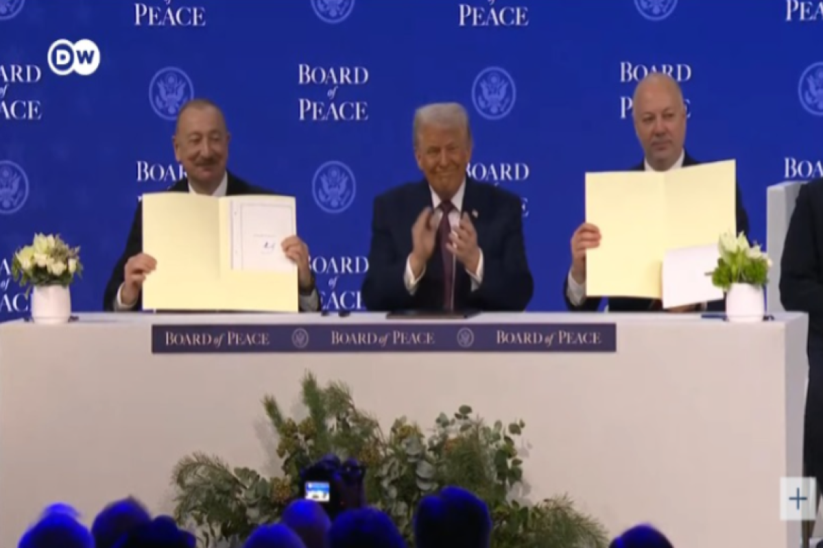 Ильхам Алиев подписал «Устав Совета мира» - ПРЯМОЙ ЭФИР 