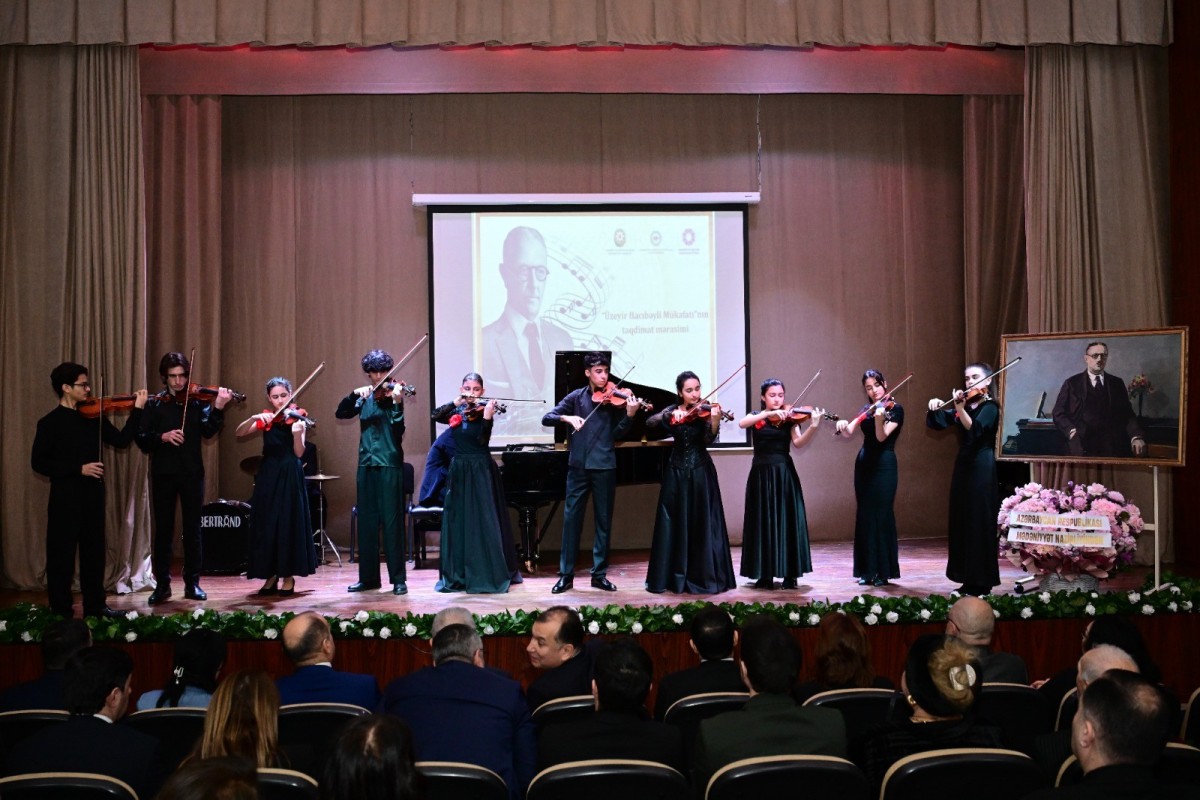 Лауреаты премии имени Узеира Гаджибейли удостоены наград-ФОТО 