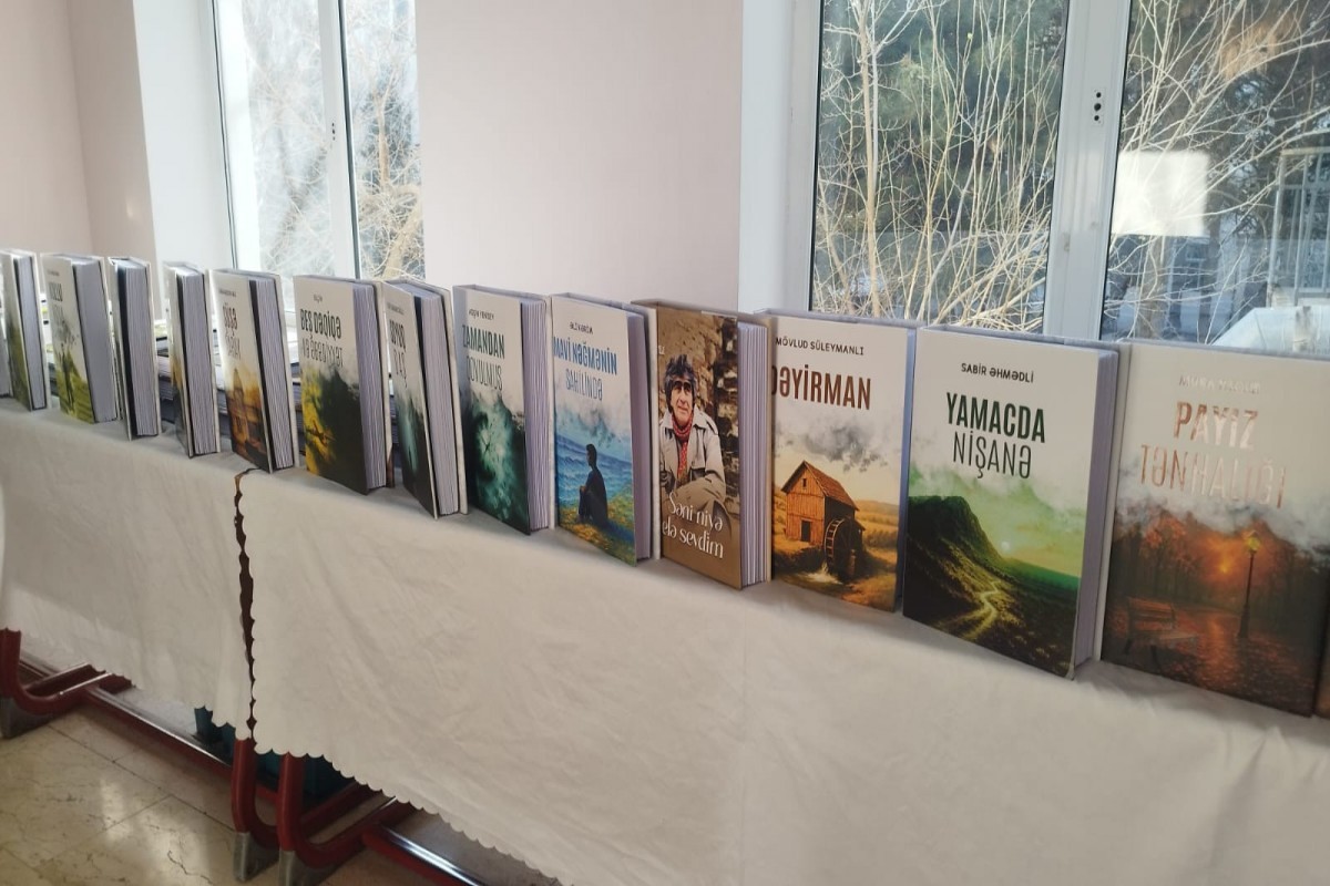 В Баку представили книги азербайджанской и мировой литературы шрифтом Брайля