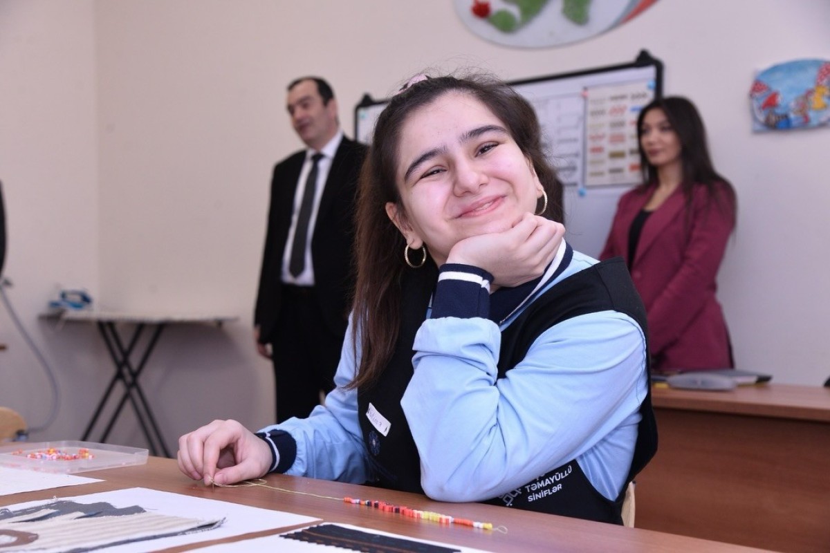 Профессиональный класс для детей с ограниченными возможностями открылся в Баку-ФОТО 