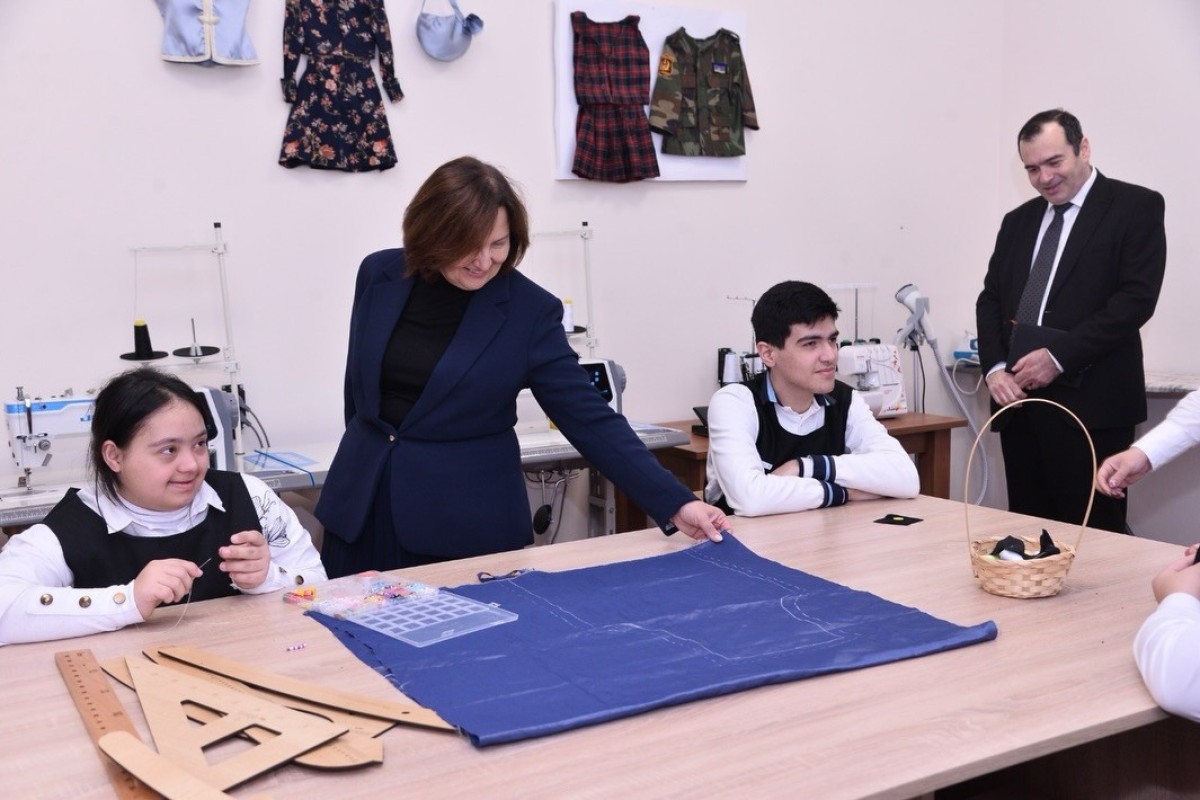 Профессиональный класс для детей с ограниченными возможностями открылся в Баку-ФОТО 