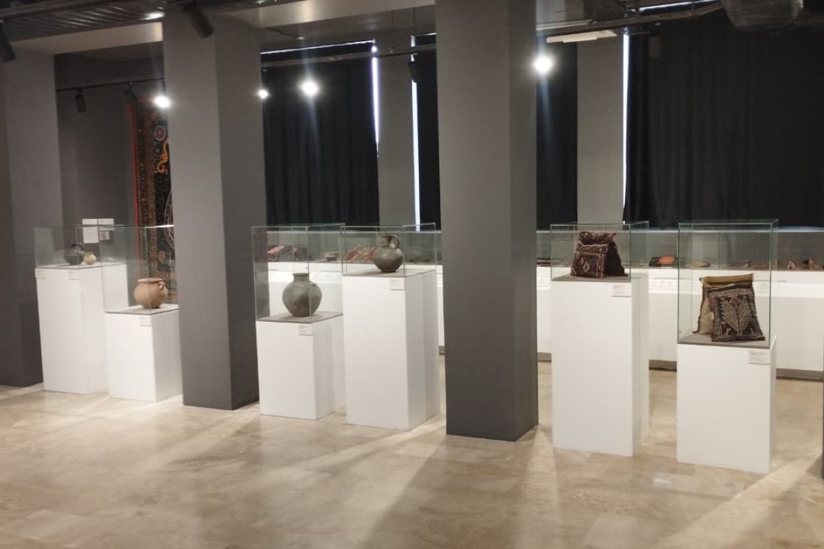 Директор филиала в Шуше рассказал о фондах Национального музея ковра-ФОТО 